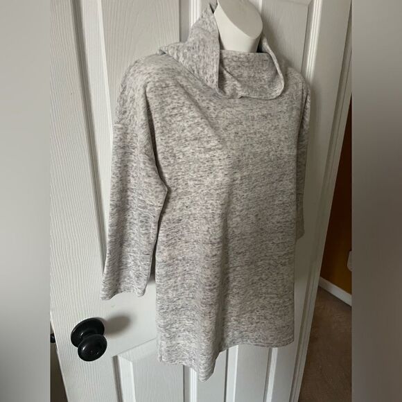 Women's Talbots Velour Mock Neck Sweatshirt Size s - Picture 2 of 4